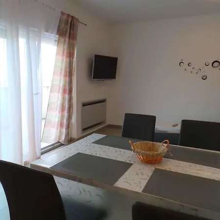 In Stinjan/istrien 38084 Štinjan