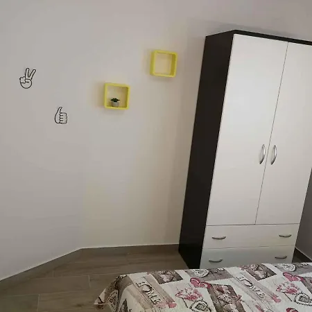 Lägenhet In Stinjan/istrien 38084 Štinjan